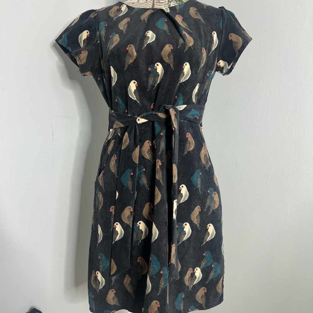 Elegant Parrot Print Mini Dress